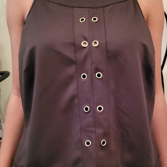 Tops - Picture 4 of 4